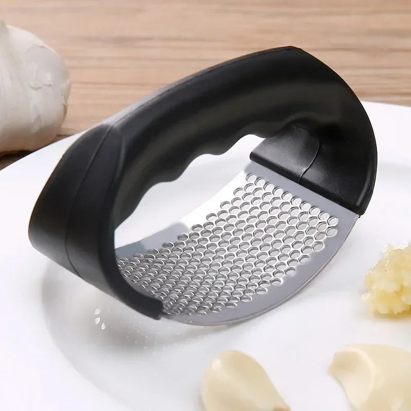 1/2pcs Stainless Steel Garlic Press Crusher Manual Garlic Chopper